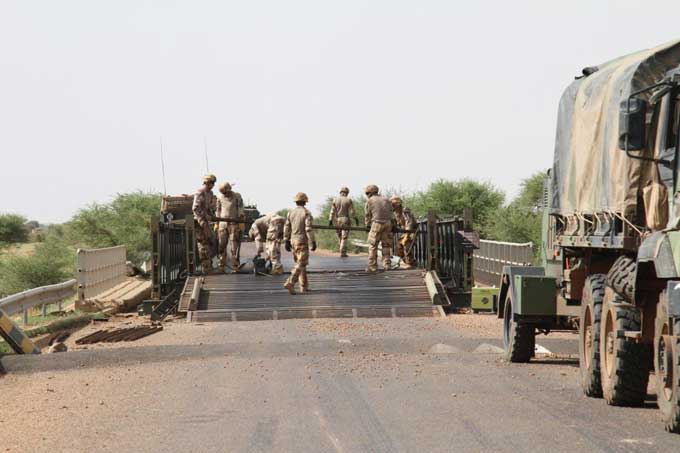Barkhane : le pont de Tassiga retrouve son équilibre