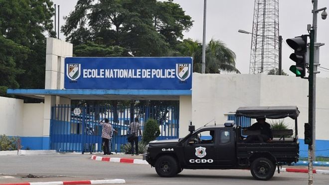 Côte d'Ivoire: cinq militaires radiés