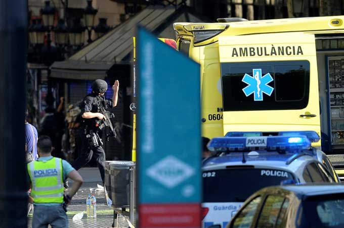 Attentat de Barcelone: treize morts et plus de 50 blessés