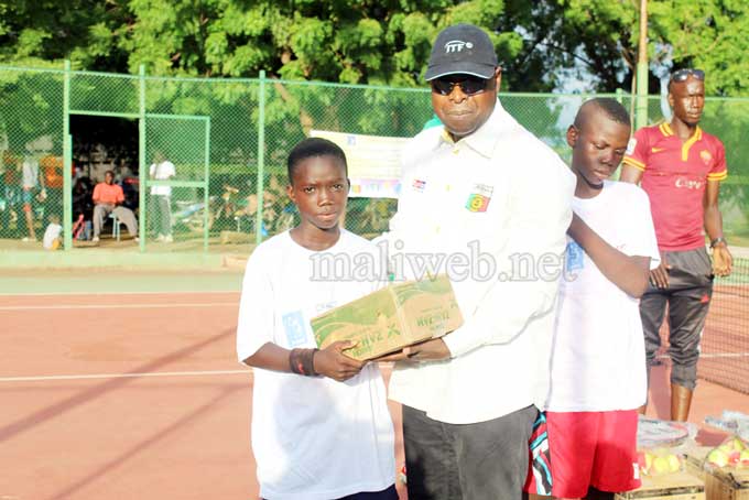 8eme édition du tournoi inter-centres tic Habib Sissoko : Seydou Fall de la ligue de Bamako s'adjuge le trophée