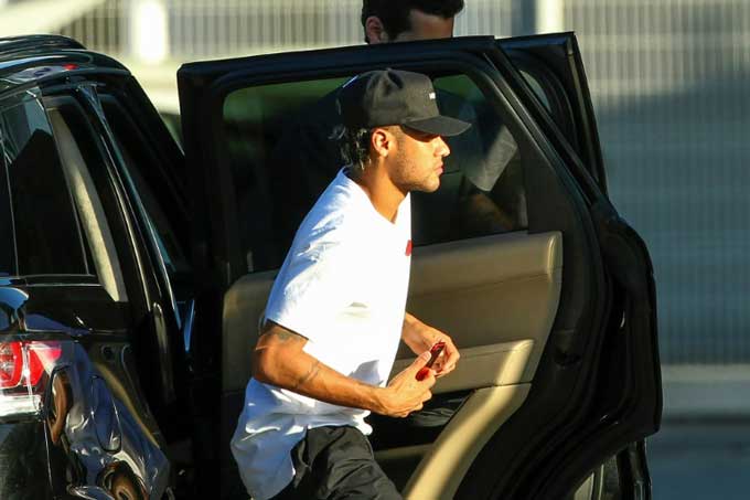 Quand la géopolitique, le showbiz et le sport s’entremêlent : Les dessous du transfert de Neymar au PSG