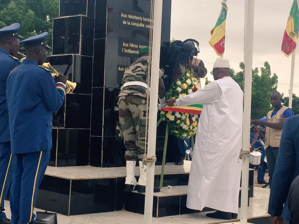 Commémoration de la fête d’indépendance du Mali : 	 Le Président IBK rend hommage aux martyrs tombés sur le champ de l’honneur