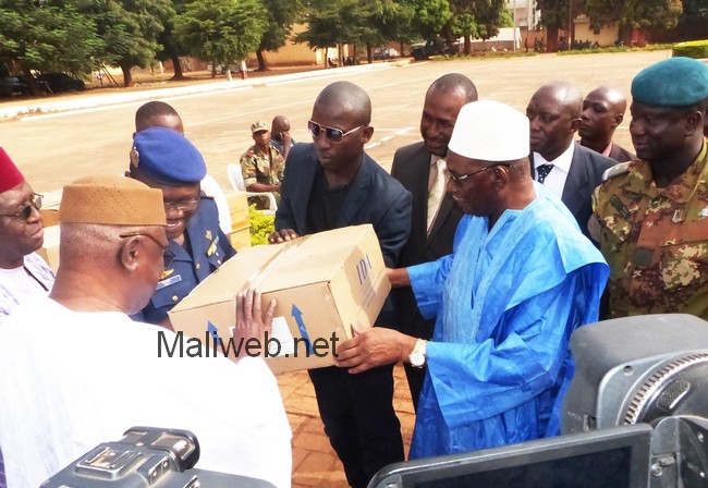 Solidarité: AEPM-Mali lance le projet de don de sang et de médicaments