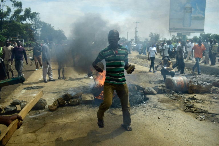 Kenya, la présidentielle boudée par les Kényans, trois tués dans des violences