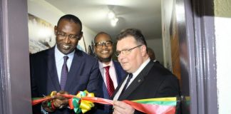 Allocution de Son Excellence Monsieur Abdoulaye DIOP Ministre des Affaires étrangères à l’occasion de la cérémonie d’inauguration du consulat honoraire de la Lituanie.