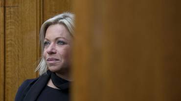Insécurité : Le ministre néerlandais de la Défense démissionne après la mort deux casques bleus de son pays au Mali