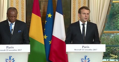 Macron qualifie de "crimes contre l'humanité" la vente de migrants comme esclaves en Libye