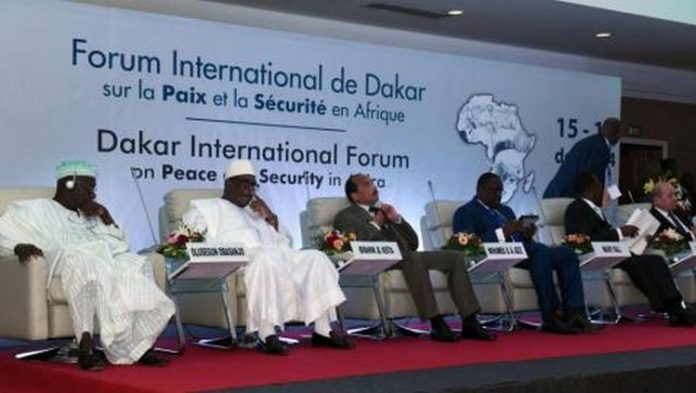 Paul Kagamé au Forum de Dakar sur la paix et la sécurité: «Si nous donnons aux autres la responsabilité de résoudre nos problèmes, nous devons nous en prendre à nous-mêmes»