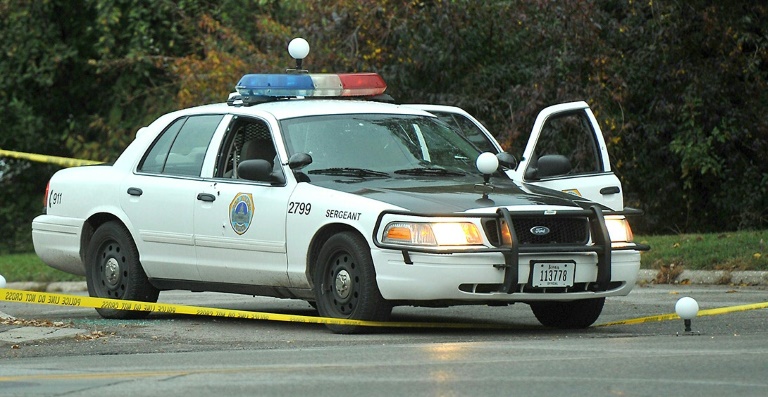 Etats-Unis: une fusillade fait au moins 27 morts dans une église du Texas