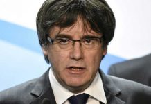 Le président catalan destitué Carles Puigdemont donne une conférence de presse à Bruxelles, le 22 décembre 2017