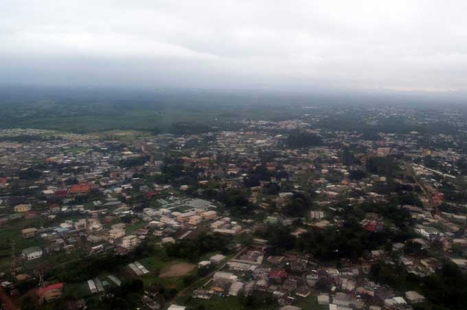 Gabon: scrutin présidentiel à deux tours, non-limite du nombre de mandats