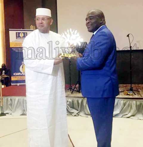 Soirée GIM-UEMOA à Abidjan : Mamadou Igor Diarra et Abdoulaye Daffé ont-ils enterré la hache de guerre ?
