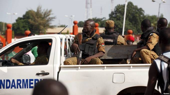 Burkina: un commissariat incendié dans le nord, près de la frontière malienne