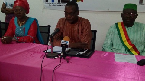 Le secrétaire général du ministère des mines, M. Lamine Alexis Dembélé «  le secteur extractif contribue de six pourcent au produit intérieur brut »