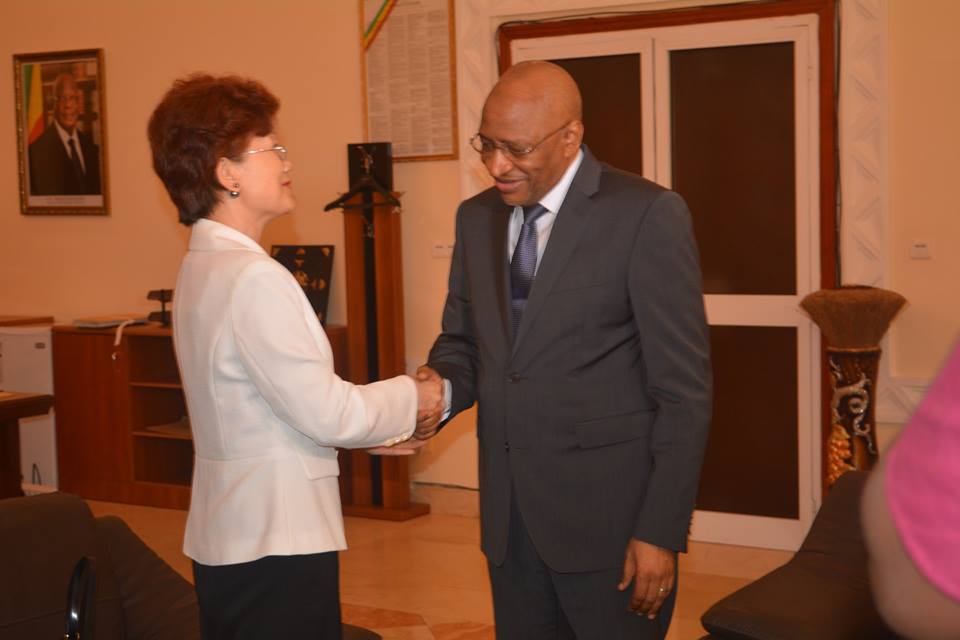 Madame LU HUIYING, l’ambassadrice de la république populaire de CHINE reçue par le premier ministre SOUMEYLOU BOUBEYE MAIGA.