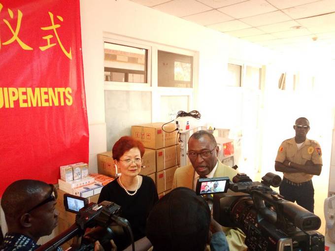 Coopération médicale : La Chine offre au Mali 215  millions de F CFA de médicaments et d’équipements médicaux