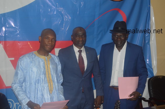 Protocole d’accord de fusion AJSM-UJSMA :  La presse sportive malienne réunifiée !