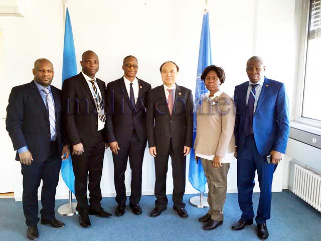 Tic pour le développement :  Le ministre Arouna Modibo Touré à Genève pour le Forum du Sommet Mondial sur la Société de l'Information