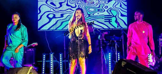 La 7ème édition du festival international urbain music et mode de Sélingué a vécu : Viviane, M'Bouillé, Floby, Iba One… ont tenu en haleine les 25 000 festivaliers du beau spectacle