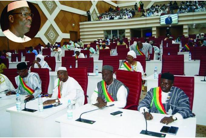 Assemblée Nationale : Les ministres Nango Dembélé et Salif Traoré s’expliquent devant les députés