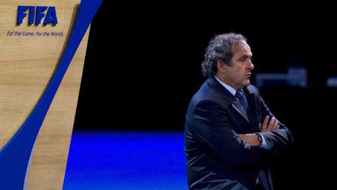 Blanchi, Platini espère que "la FIFA aura la décence de lever" sa suspension