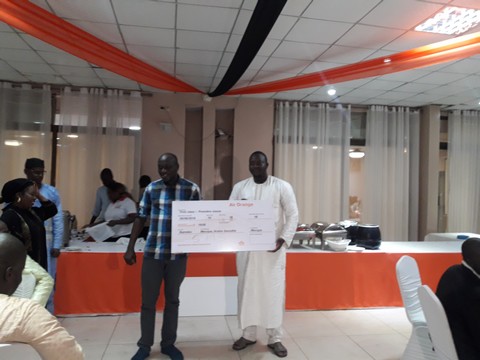 2ème édition du Soun Tigué de Orange-Mali avec ses distributeurs : Deux places pour le pèlerinage à Mecque accordées à SMS et Touré Multi-com.