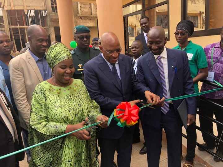 Recherche médicale à travers le Programme DELGEME: Le Premier ministre immortalise la mémoire du Pr Ogobara DOUMBO
