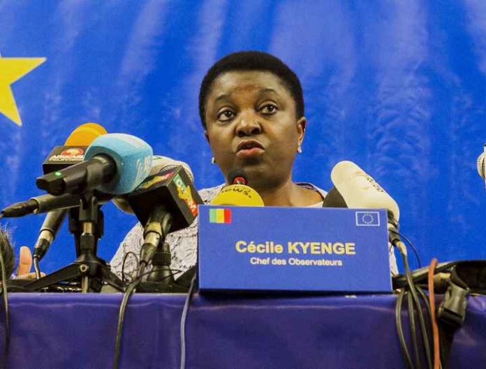 Cécile Kyenge, chef de la Mission d’observation électorale de l’UE, au cours de la conférence de presse à Bamako, le 31 juillet 2018