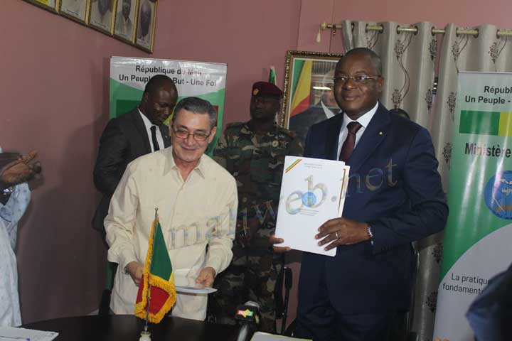 Retombées de la mission du ministre des sports à la Havane : Le Mali et le Cuba signent un accord de partenariat pour la formation de 30 Maliens en médecine du sport