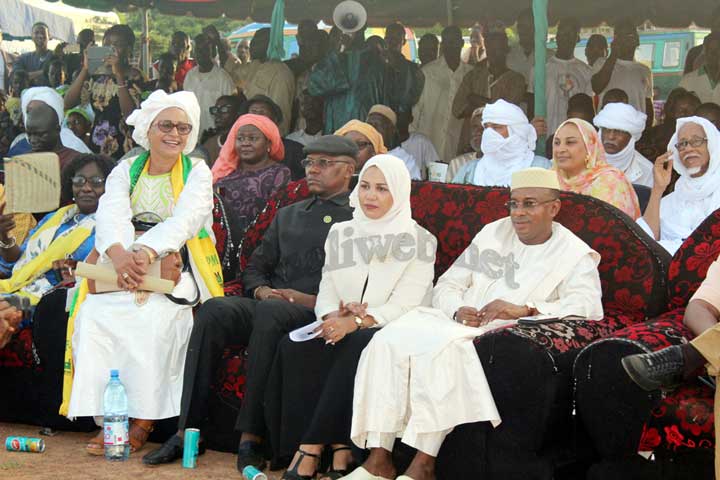 Grand meeting de soutien à la candidature d'IBK parrainé par Mohamed Elbachar à Banankoro Dr Lala Mint Matali promet une victoire écrasante au candidat IBK à la présidentielle