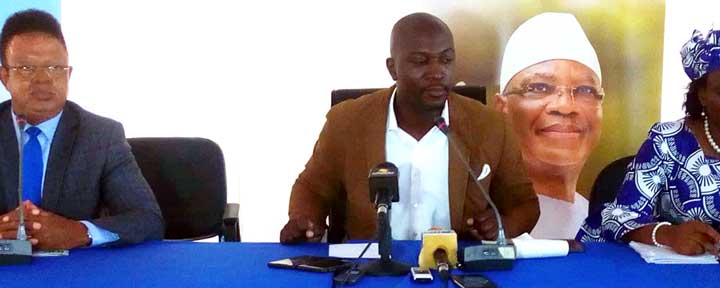 L'un des porte-parole du président IBK, Mahamadou Camara face à la presse :   «Ne tomber pas dans le piège de ceux qui veulent discréditer un scrutin qui ne s’est encore tenu»