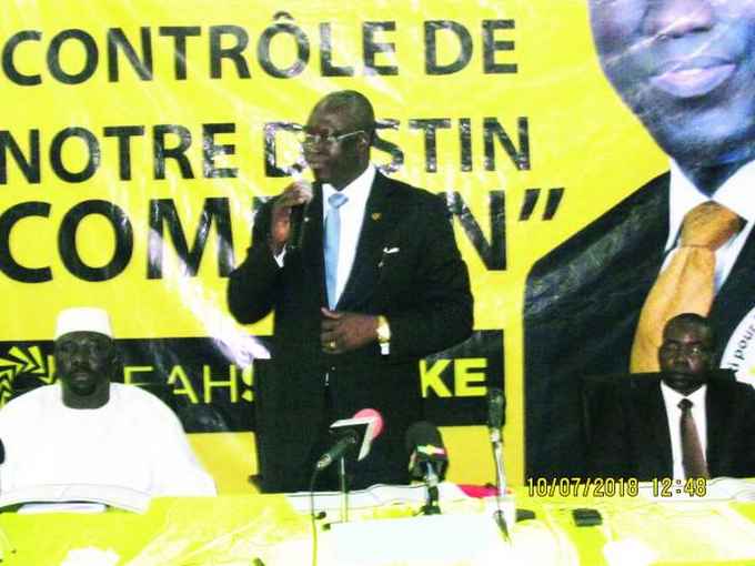 Yéah Samaké face persiste et signe : "Aucun candidat y compris Soumaïla Cissé  ne pourra faire mieux qu'IBK"