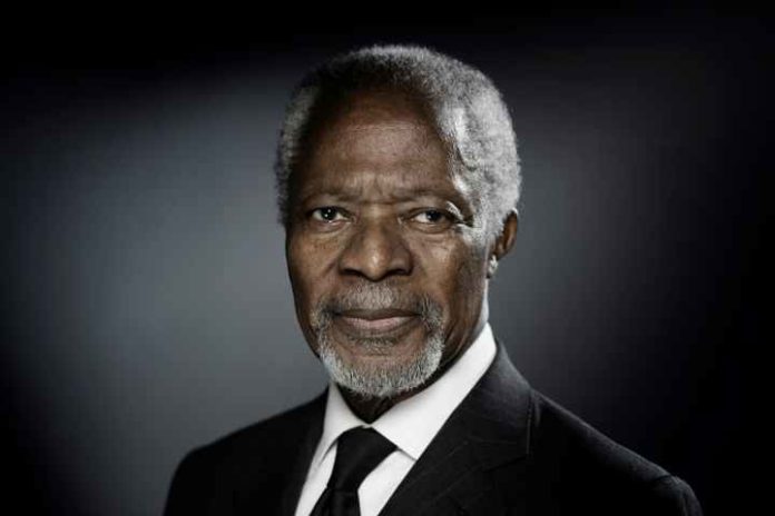 L'ancien secrétaire général de l'ONU Kofi Annan à Paris le 11 décembre 2017