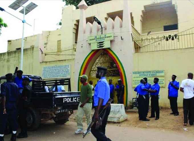 Maison centrale d’arrêt de Bamako : près de 3000 personnes en détention provisoire