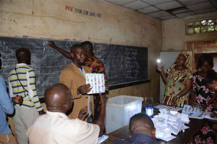 Tendances au sortir du 1e tour du scrutin présidentiel : IBK en tête, Cheick Modibo DIARRA et Soumaila CISSE se discutent âprement  la seconde place