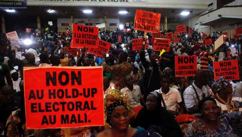 Mali: l'opposition continue de dénoncer le scrutin du premier tour