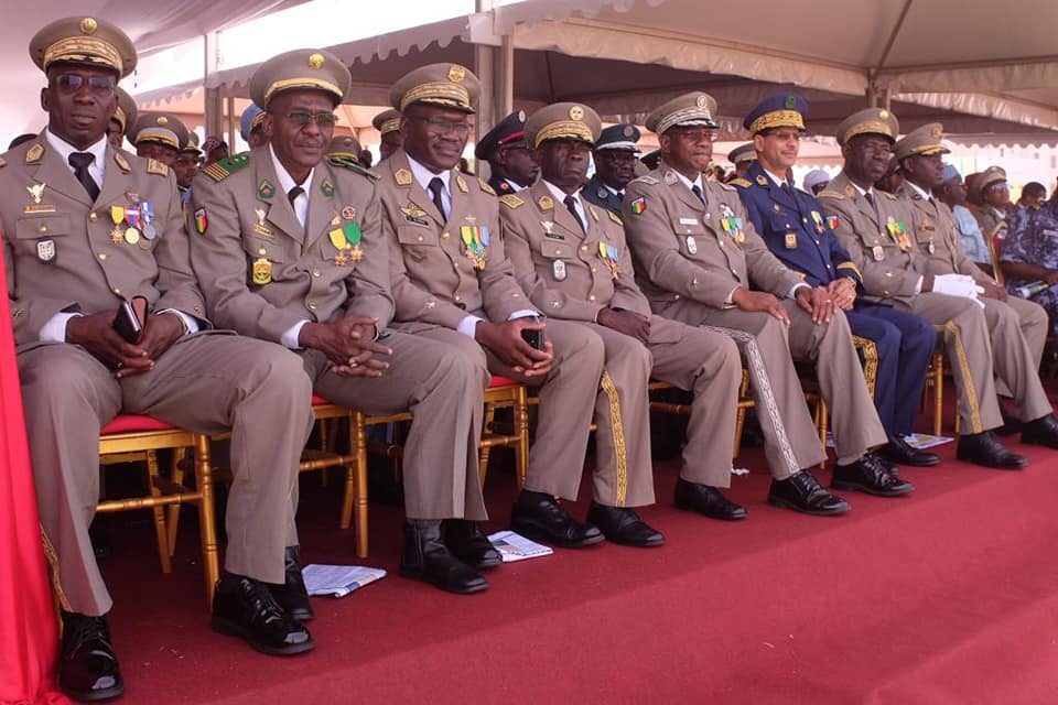 Édito : Officiers nichés dans l’administration civile aux fronts !