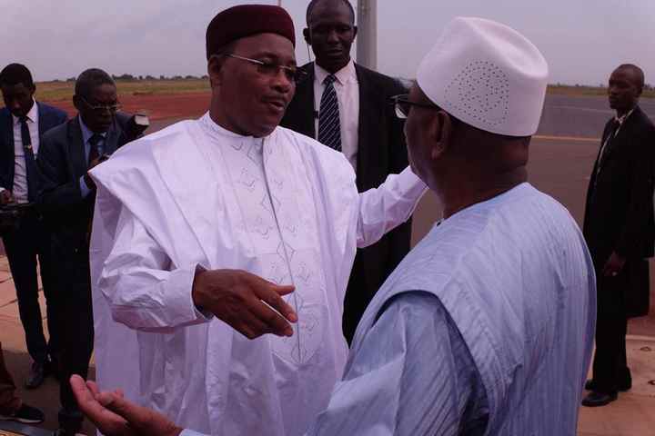 Anniversaire de l’indépendance du Mali: Mahamadou Issoufou est arrivé à Bamako