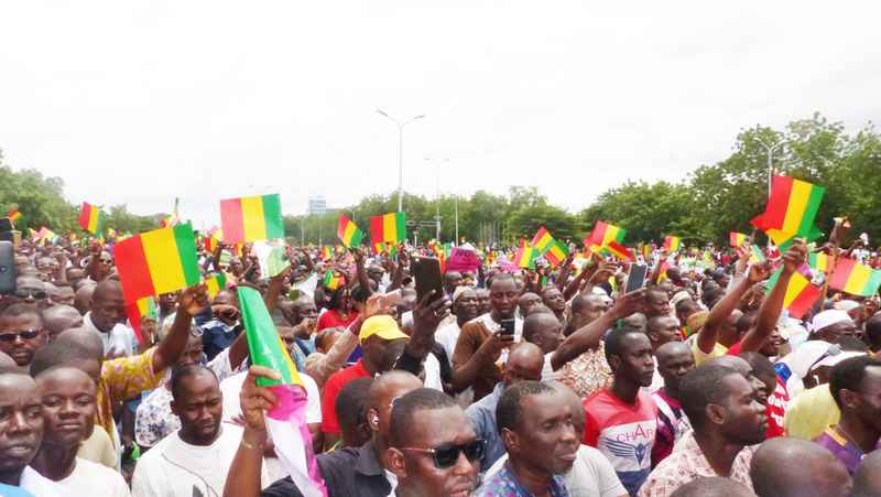 Toujours plus de monde dans les rues de Bamako :  Que va faire IBK ?