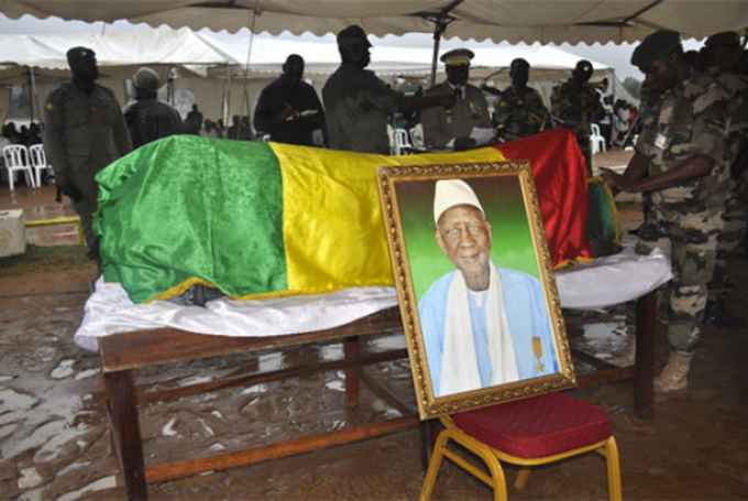Obsèques de feu Youssouf Traoré : Hommages au médaillé d’or de l’indépendance