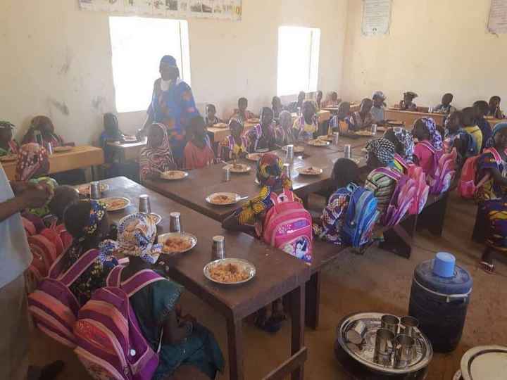 Les cantines scolaires dans la région de Mopti sont effectives :  Le premier ministre Soumeylou Boubèye Maïga tient sa promesse