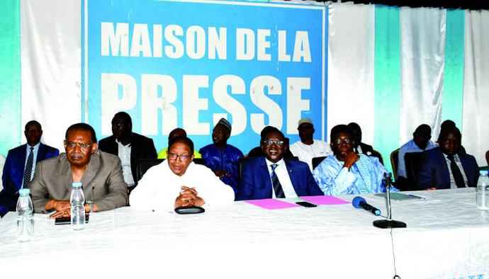 Balai diplomatique au cabinet du chef de file de l’opposition : La paix et la sécurité au centre des préoccupations
