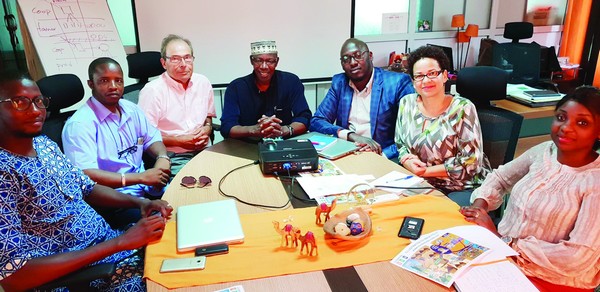Rencontre d'échanges entre le HCME d'Espagne - Orange Mali- et Tounkaranké-code : Faire profiter davantage le transfert d'argent aux communautés à la base