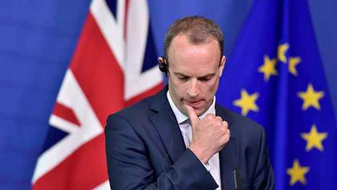 Le ministre du Brexit démissionne