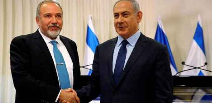 Le cessez-le-feu à Gaza provoque une crise politique
