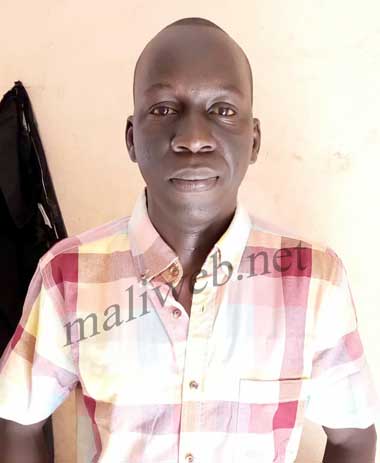 ....Mamadou Nabombo, auteur du livre "une seconde chance" "Les jougs de la colonisation ont porté un coup dur à la conscience des africains"