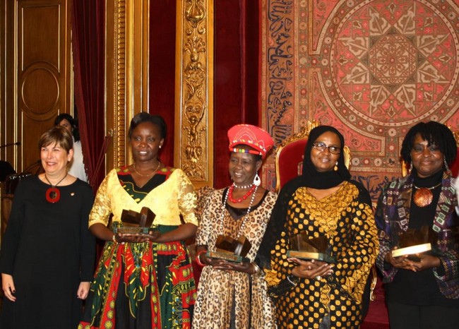 16ème prix international de la solidarité Navarre :  Mme Seck Oumou Sall parmi les quatre lauréates