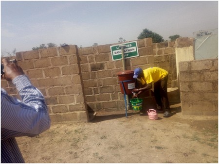 Sanyathon sur le terrain :  Des  latrines pour les populations