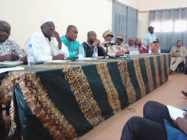 Rencontre avec les acteurs de l’école à Sikasso : Le ministre Témé obtient l’accalmie