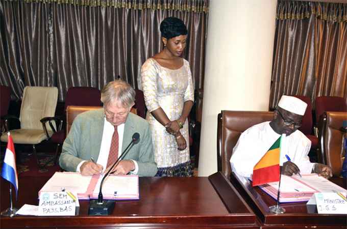 Coopération Mali/Royaume des Pays-Bas : 426 millions de FCFA pour l’assainissement de la commune urbaine de Mopti